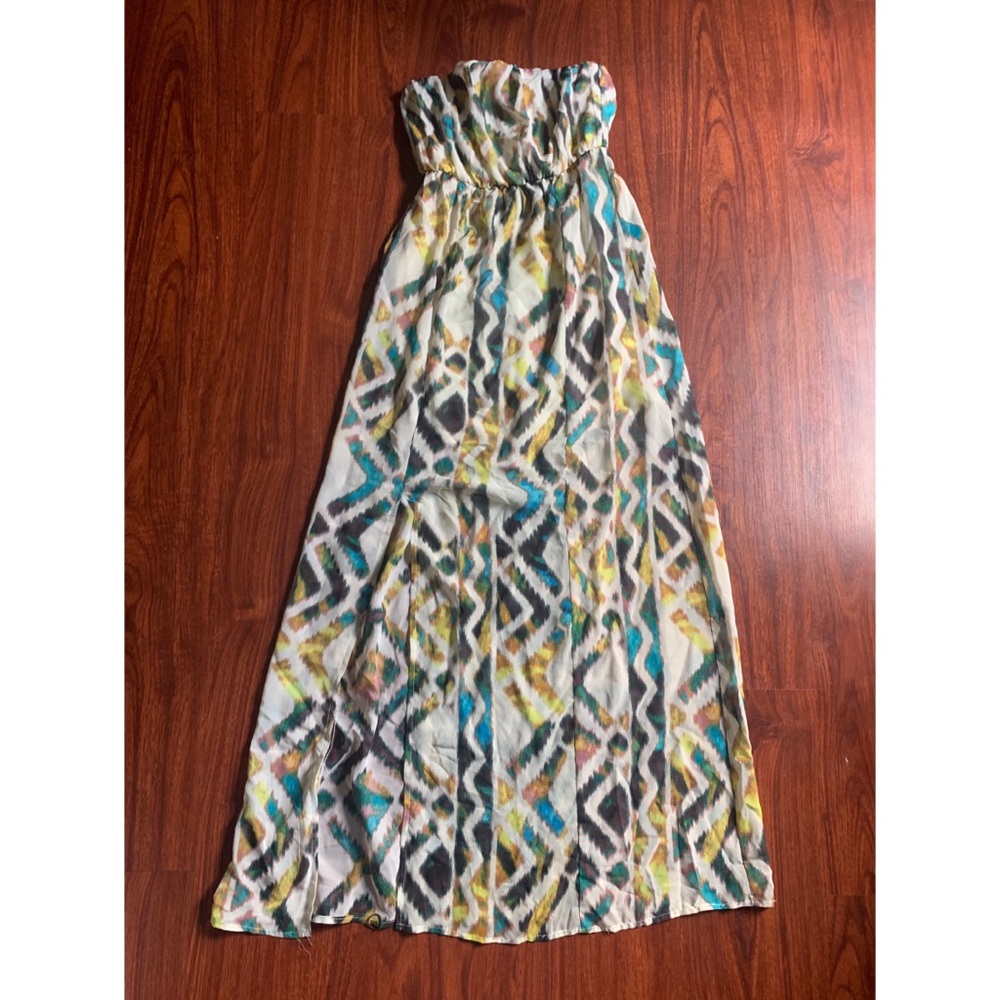 Sleeveless maxi dress